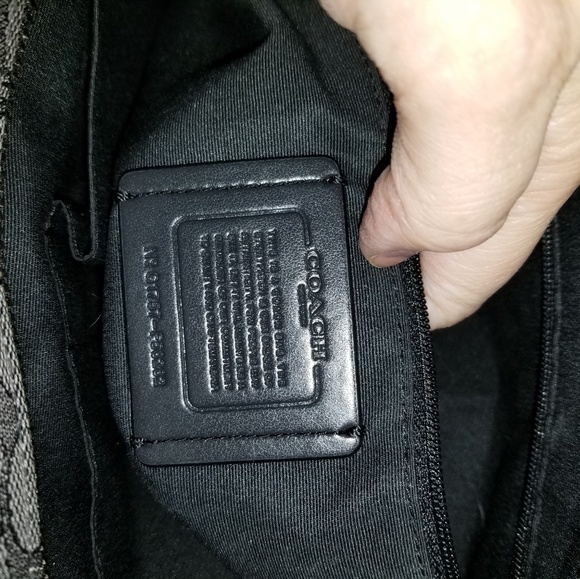 Classic Coach tote - Picture 3 of 4